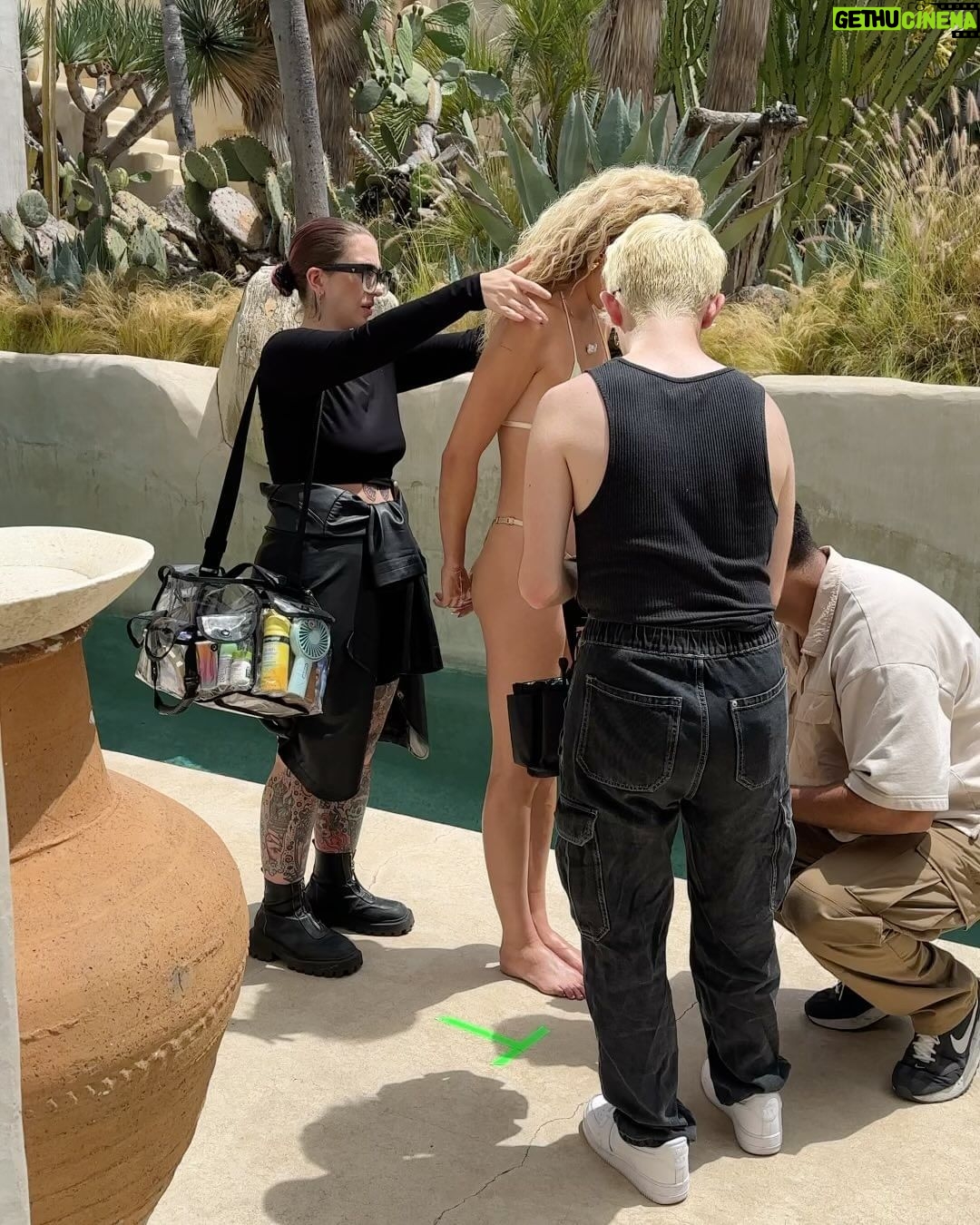 Norvina Instagram - Glow Seeker set day, a really brief run though of a set day with us