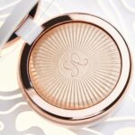 Norvina Instagram - Introducing our latest creation, Glow Seeker in shade Sun Idol As a makeup creator, my journey began with contour and glow kits. There's an enchanting feeling when you apply a glow product, and this formula is pure magic. It's like having Liquid Metal in a compact. Flawless fusion: This formula is pure magic, leaving no trace of fallout or chunkiness, just a seamless glow that becomes one with your skin #anastasiabeverlyhills