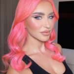 Norvina Instagram - Thank you for my glam @claudianeacsu 😘love you! Hair @eliza.tanasie