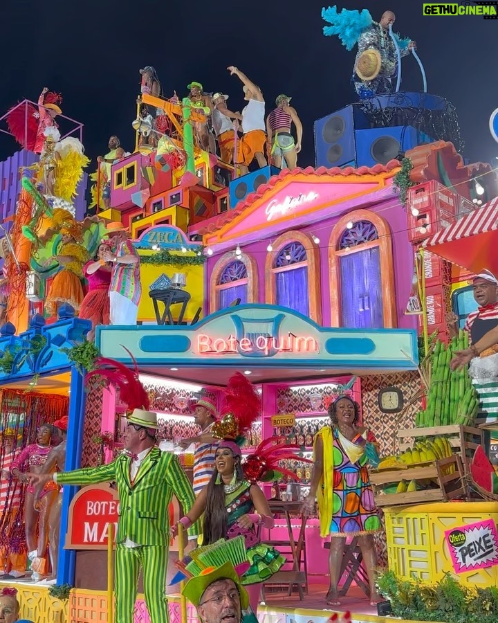 Norvina Instagram - What a surreal experience Carnival in Rio π§π· swipe left to see a few of the presentations from Rio schools. The creativity, the music, the colors π @anastasiabeverlyhills and @norvinacosmetics were the makeup sponsor at @nossocamarote all thanks to @sephorabrasil π I never get bummed going home after a trip, but this time it was different. Canβt wait to go back #anastasiabeverlyhills #norvinacosmetics #norvina