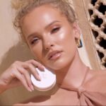 Norvina Instagram - Forever summer with Sun Idol Glow Seeker highlighter by @anastasiabeverlyhills