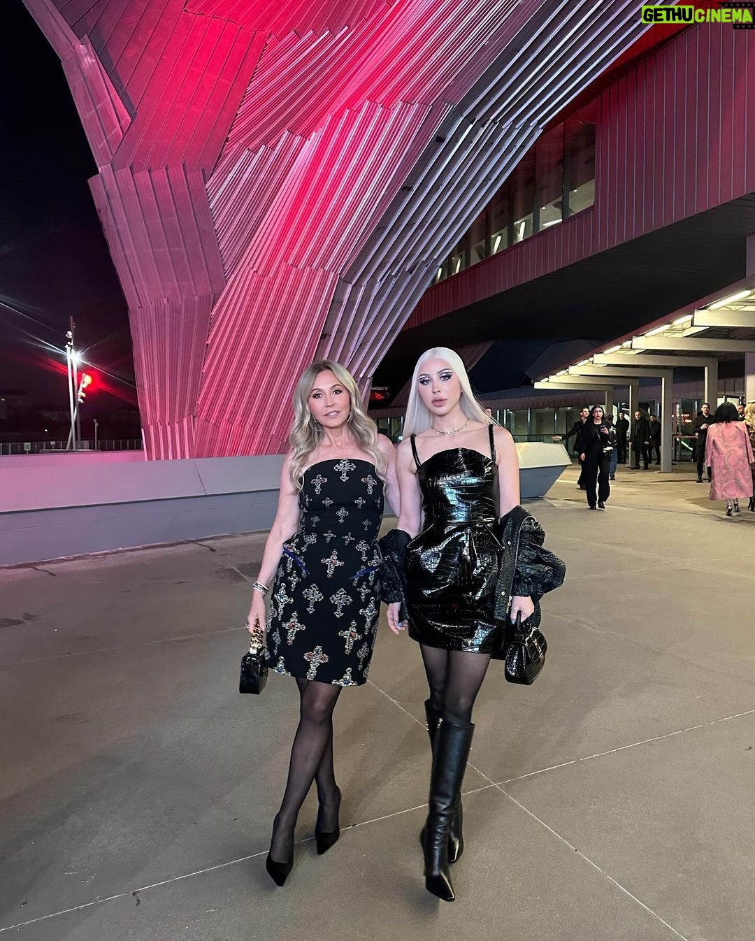 Norvina Instagram - Another fun night in Milan! Loved the @versace show