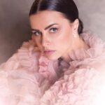 Nour Instagram - La vie en rose 🌸 @harpersbazaararabia