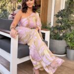Nour Instagram - Here’s to the golden hour and a golden conclusion to Egypt Fashion Week 🌞 Styling: @yasmineeissa Dress: @shopalexis Makeup: @zeinabhassan_ Hair: @mahmoud_hair_stylist Jewelry: @lailawahbajewelry Shoes: @renecaovilla