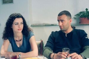Nour Instagram - من عشرين سنة قلت بالفيلم "أنا بلدي هون مع خالد!" وهلق عن جد برجع قول إنه بلدي الثاني هون فعلاً واشتقتلك يا خالد السينما المصرية ❤️
كل سنة وأنت ناجح وبخير @ahmedelsakaeg🎉

#فيلم_شورت_وفانلة_وكاب