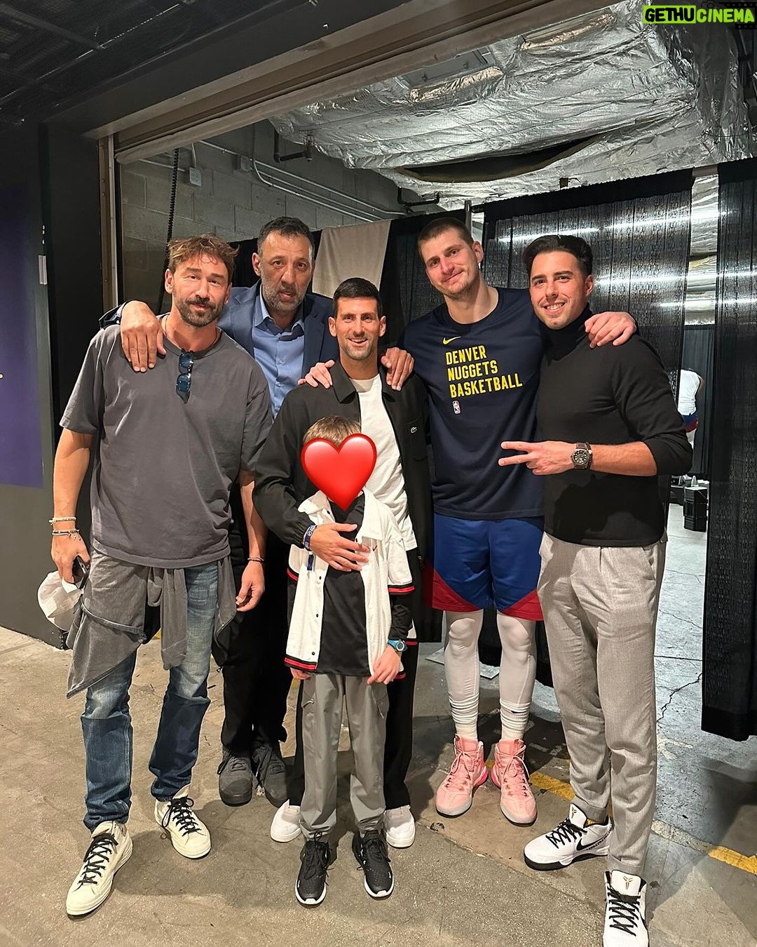Novak Djokovic - 387K Likes - 🏀🃏🇷🇸 Great to see @nba superstars and friends last night @lakers @nuggets #nikolajokic @officialvladedivac @sashavujacic @marko_jaric10 @nikoladjuricko @jmglitxh27 #aarongordon @peytonwatson @jelenadjokovicndf