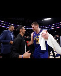 Novak Djokovic Instagram - 🏀🃏🇷🇸 Great to see @nba superstars and friends last night @lakers @nuggets #nikolajokic @officialvladedivac @sashavujacic @marko_jaric10 @nikoladjuricko @jmglitxh27 #aarongordon @peytonwatson @jelenadjokovicndf Los Angeles, California