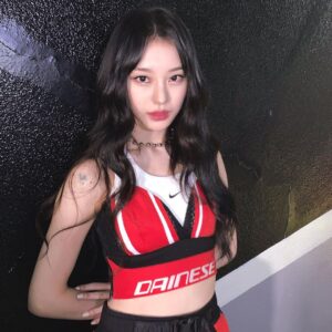 Noze Instagram - 오늘 너무 긴장해서 어떻게 했는지 하나도 기억이 안나요🥲
#wayb