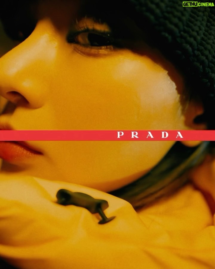 Noze Instagram - @eyesmag @prada #PradaLineaRossa