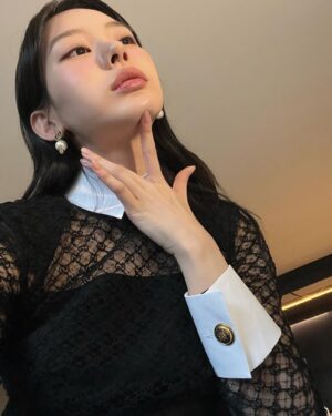Noze Instagram - 구찌가 새로운 컬렉션인 익스퀴짓 구찌(Exquisite Gucci) 패션쇼를 밀라노에서 공개합니다.

2월 25일 밤 11시 Gucci.com 이나 네이버 라이브에서 함께 만나보세요🤍

#ad #Gucci #ExquisiteGucci #MFW #AlessandroMichele #구찌 #익스퀴짓구찌 #알레산드로미켈레