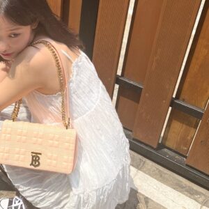 Noze Instagram - Summer is here🤒#TheLolaBag #Burberry #ad