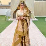 Nupur Sanon Instagram - Legit Banno ki Saheli 🔥👱🏻‍♀️ • Outfit- @warpnweftbysagrikarai Jewellery- @koharbykanika @ruhbyruchitandon Styled by - @sukritigrover Styling Team- @vanigupta.23 @bitofbash @naishasinghvi