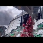 Nur Fazura Instagram - While children in Gaza die of famine in the north and the entire Gaza Strip suffers from a humanitarian disaster due to a lack of food, the occupying army deliberately destroys food supplies so that Palestinians cannot benefit from them after the Israeli partial withdrawal from those areas. The video also shows a fire in a food warehouse where the occupying army sets fire to homes and shops, as has been shown in dozens of previous videos. A video published by Nadav Golan @nadavgolan8, a soldier in the Israeli occupation army, on his Instagram account. #Repost from @khaledyousry22 💔🇵🇸