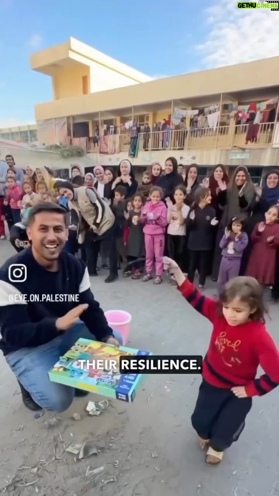 Nur Fazura Instagram - May we have Sumud like the Palestinians 🥺❤️❤️❤️ #Repost from @theimeu @eye.on.palestine For over 75 years Palestinians have practiced sumud, Arabic for steadfastness or resilience. Palestinians practice sumud because they have to in order to survive Israel’s brutal apartheid system and oppression, and they will continue to until there is a permanent ceasefire and lasting freedom for Palestinians everywhere.