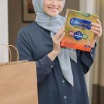 Nur Fazura Instagram - Hi darlings! 💖 Jangan lupa tau.. kalau beli susu Enfagrow A+ MindPro, Enfagrow A+ MindPro Gentlease atau Enfamama A+, jangan lupa untuk scan QR code untuk pastikan keaslian produk. Jika mommy and daddy nak berikan nutrisi yang tepat kepada anak-anak, pemilihan produk yang asli dan berkualiti juga amat penting. Bukan itu sahaja tau, anda juga berpeluang untuk mendapati cash rewards dan program loyalty. Make sure mummy and daddy scan k? 🙏🏼✨ Untuk pembelian produk Enfagrow, sila layari enfagrow.com.my/products/buy-online @enfagrowmy #EnfagrowMy #MFGM5YearsAdvantage​ #ExpertDHALevel