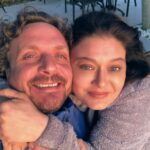 Nurgül Yeşilçay Instagram – Aşkım doğum günüm için bana sürpriz yapmış benim en sevdiğim zeytin ve bağ rotasında yolculuk tasarlamış❤️her anı efsane öresi bi tatil💖 iyi ki bu topraklarda, iyi ki doğmuşum;)) o kdr çok iyi ki;)) çok seviyorum herşeyi🌸🌸🌸