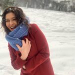Nurgül Yeşilçay Instagram – “Aman eksik kalmıyım,bi daha yağmaz fln” fotosu😜