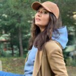 Nurgül Yeşilçay Instagram – Benim bi duruşum var pozlarımla karantina öncesi açıkhava keyfisi🥳 iyi akşamlar beybisi🍁 

#autumn #fashion #nurgulyesilcay #kefaret Ulus Ortaköy
