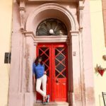 Nurgül Yeşilçay Instagram - ❤️💙o zaman renk... #colors #colorstreet #colorful Cunda Island