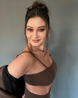 Nurgül Yeşilçay Instagram - Dump mump fln filn 🤓
