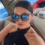 Nurgül Yeşilçay Instagram – Tatil fotolarını koymayı nassıl unuttum😎 postlayalım ki yenilere yer açılsın di mi🤩😎 süpriz sonlu (temsili) ;))