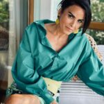 Nursel Köse Instagram - Pazar günü kitap okumaya zaman bulmanız dileğimle #beşincikan @ihsanaydn