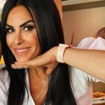 Nursel Köse Instagram – Helllloooooo🧿❤️🍀🎵🎵😞😞#weekend #haftasonu #wochenende @actplustalentm @art1.intermedia @theemrem