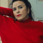 Nursel Köse Instagram – Pazartesi sendromuna inat😉Hadi bu akşam 20 de Çıngıraklıya buyrun😅@showtv @ayyapim @uckurusdizi Fotı @tolgayasar.p 😎