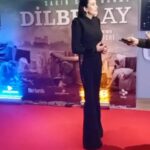 Nursel Köse Instagram – @Dilberayfilm galamızdan gelsin❤️❤️
Kostüm: Hakan Akkaya❤️@Makeup_Çigdem_Vural 💋💋vizyondayız..@aytacmedya @dilberayfilm @metronomfilmyapim @fikriharikaproduction @jeanpaulseresin @burcubinbasaran @busrapekin @ulrichmertin_ @ketche_official