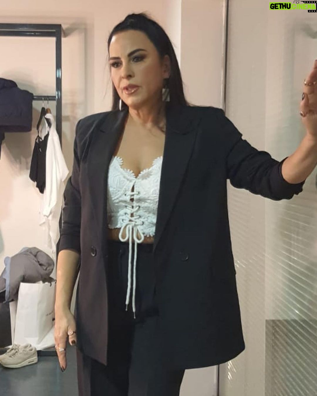 Nursel Köse Instagram - @dilberayfilm_ @haberturk @aytacmedya @metronomfilmyapim @aytacmedya @burcubinbasaran @mildanarzu @mandalina_shop