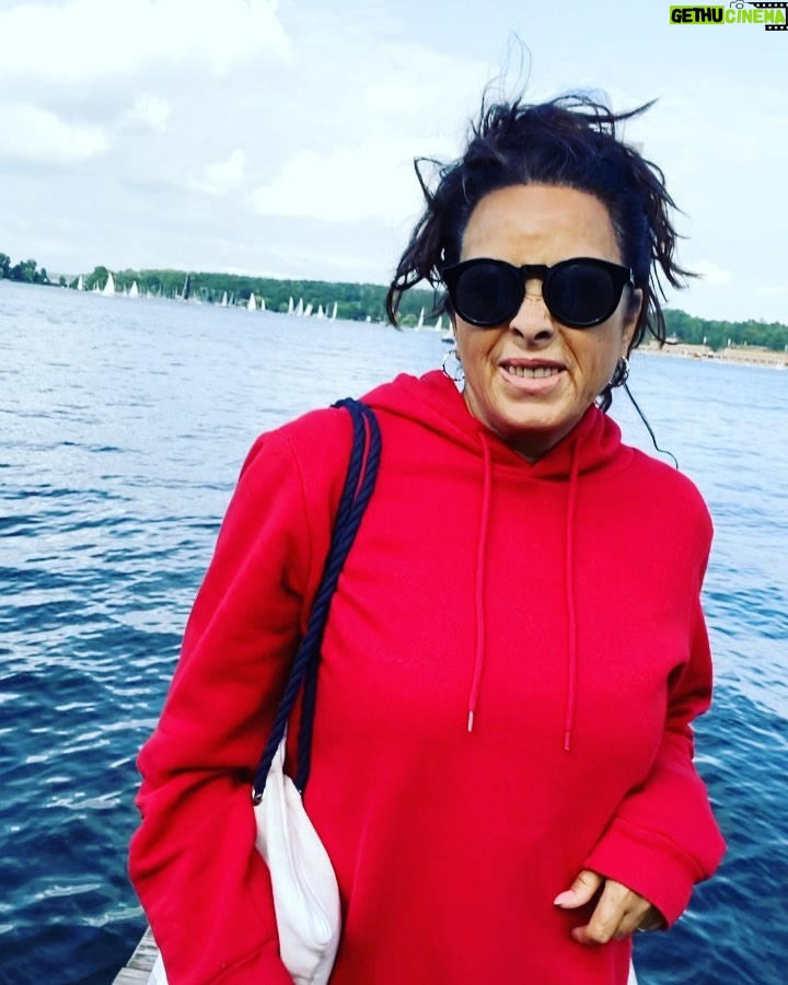 Nursel Köse Instagram - #wannsee #berlin❤️❤️❤️