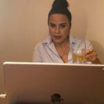 Nursel Köse Instagram - Söyleşimizi organize eden KÜPE-e.V Köln e, tüm katılımcılarımıza ve sözlerin efendisi @akapismak çok teşekkür ediyorum 😍😍 @matchandcatchtr ❤️ @mandalina_shop ❤️