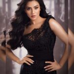 Nusraat Faria Instagram - That's my "No More Expectations face" @rafclick