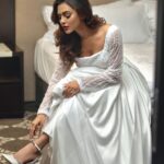 Nusraat Faria Instagram - Clearly not everyone's cup of tea. Wearing @helesya.official by @festivibe.official Picture @rony._rezaul Director @mahmudulhasan_mukul