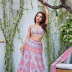 Nusraat Faria Instagram - Let's get jealous and talk 👄