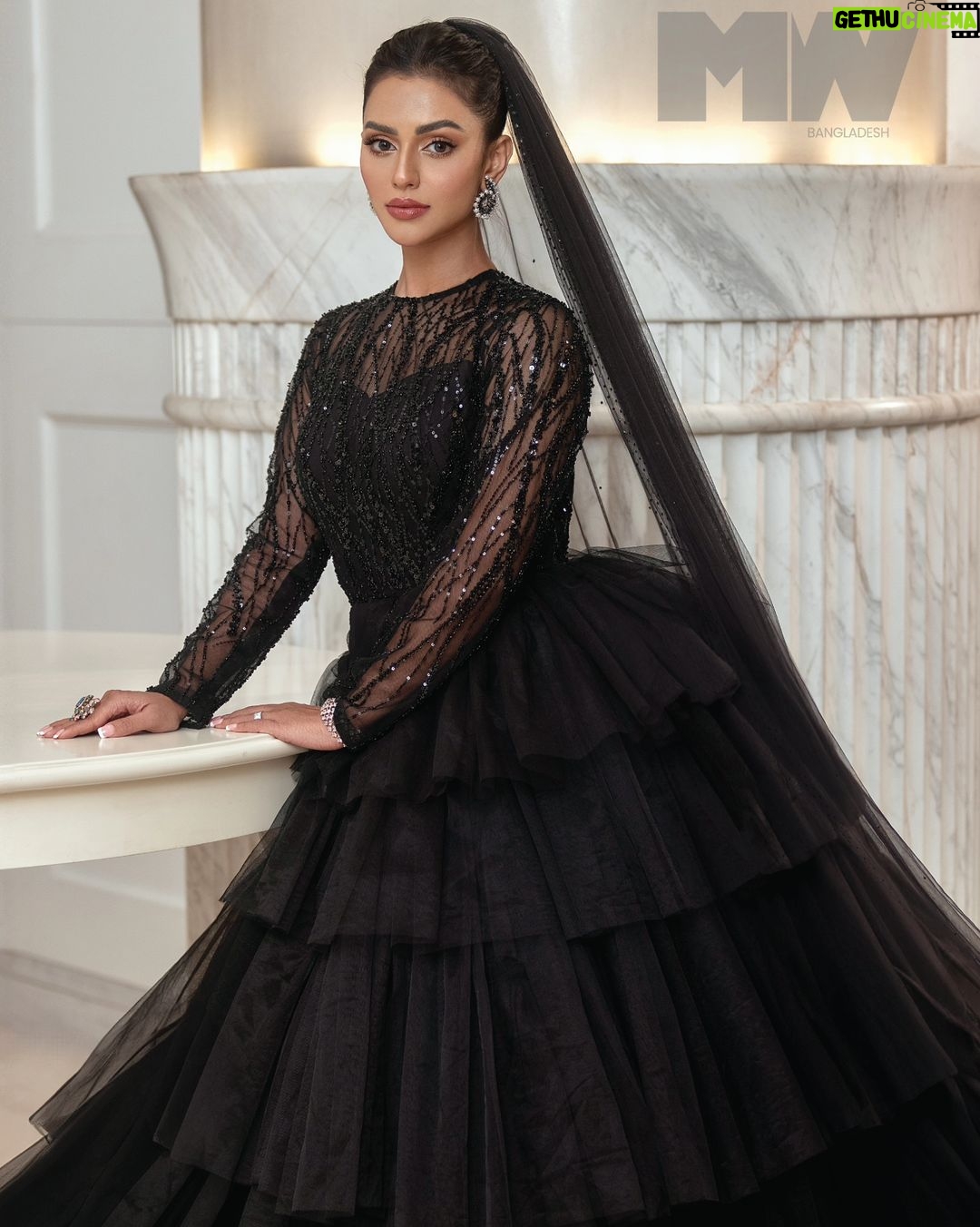 Nusraat Faria Instagram - Happy new year 🖤
