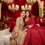 Nusraat Faria Instagram - To my favorite couple.. May God protect you from evil eyes 🧿 @mehahasib @refatalam123 Wearing @safiya_sathi @safiyasathi Makeover @galamakeover_by_navinahmed @navinahmed_official Bag @ayaneh.sciccoso @azrinalom Jewellery @drkashfiaaamina Photography @bdsnapshot by @jawad.chowdhury