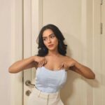 Nusraat Faria Instagram – He said, ”  I want a pretty gal, 
But honest one 🤷‍♀️