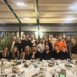 Oğuzhan Uğur Instagram - Benim canımmm ekibim. Babala ekip erken yılbaşı eğlentisi. 🤓🌸 @babalativi