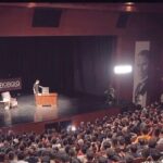 Oğuzhan Uğur Instagram - M.A.M. 9. Bölüm Uzun Tanıtım. Konuk Cumhuriyet Halk Partisi Milletvekili Sn. Abdüllatif Şener. Programın Tamamı 26 Ocak Perşembe Akşamı 20.00de BabalaTVde 🏹 #babalatv #mevzularaçıkmikrofon