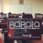 Oğuzhan Uğur Instagram - Kanal patronlarının işaret ettiği yeri izlemek zorunda değil artık bu millet. TV devri kapandı. Herkes işine baksın…
