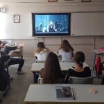 Oğuzhan Uğur Instagram - Kanal patronlarının işaret ettiği yeri izlemek zorunda değil artık bu millet. TV devri kapandı. Herkes işine baksın…