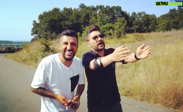 Oğuzhan Uğur Instagram - Nihayet be 🥲🎉 Sevgi kustum ❤️ Tamamı @dogankabak youtube kanalında yayında 🏹
