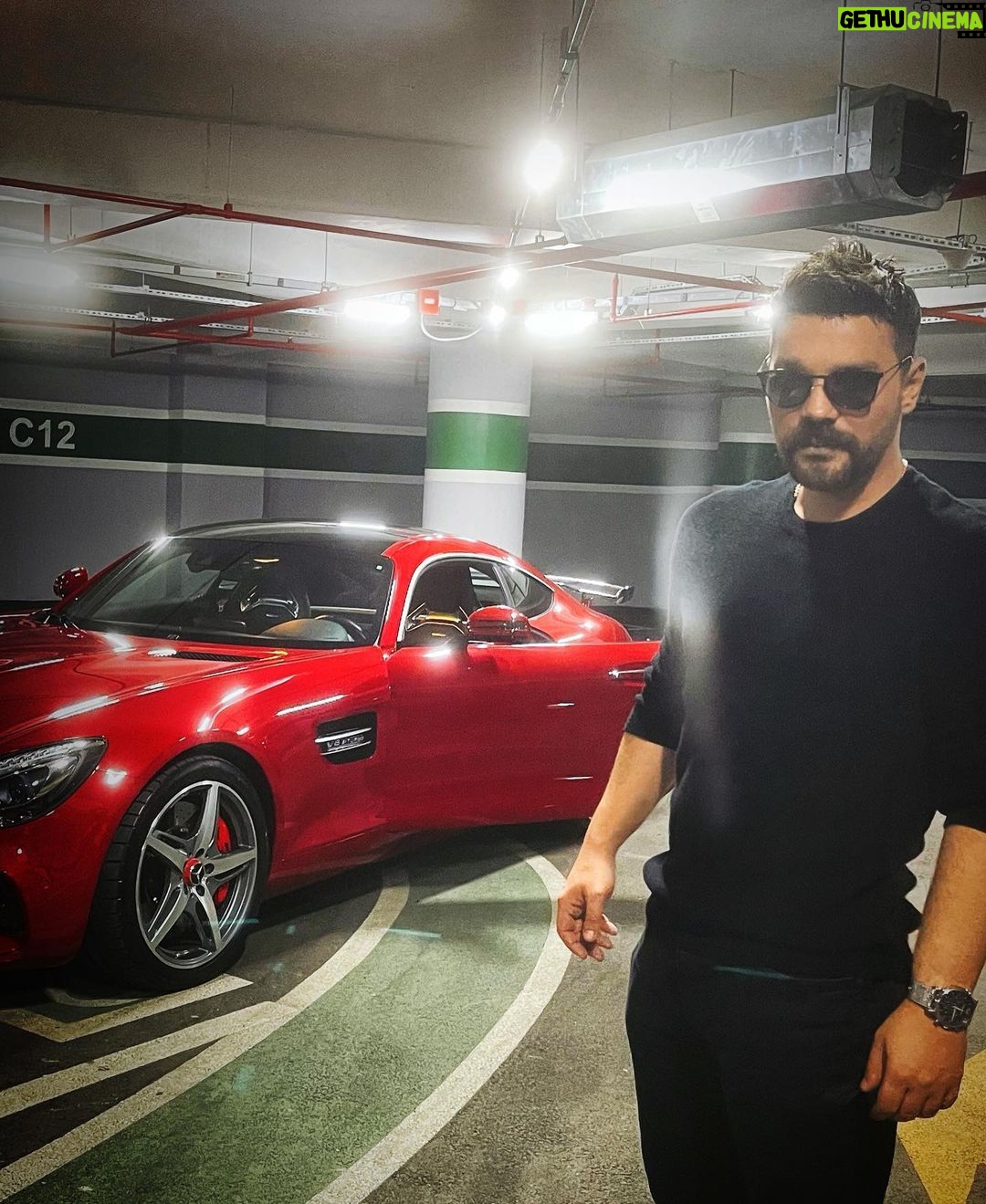 Oğuzhan Uğur Instagram - Hey @dogankabak ; How fast do you like? 😎 🏁 #Fast&Kekoyuz #amggts