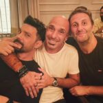 Oğuzhan Uğur Instagram - Geleneksel fakat bir o kadar da değişken “Salı Sallanır” kadrosu 🌿🎉 Rita Moda