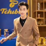 Oabnithi Wiwattanawarang Instagram - โอบได้มีโอกาสมาแสดงความยินดี ในงานฉลองครบรอบ 50 ปี บริษัทพิริยพูล JOURNEY TO THE UNIVERSE งานอบอุ่นและเป็นกันเองมากเลยครับ ซึ่งงานจะจัดถึงวันที่ 25 ก.พ. 67 ณ ลาน Central Court Central World มากันเยอะๆ นะครับ #PIRIYAPUL50th #PIRIYAPUL #พิริยพูล #Tchibo #FriendsOfTchibo #ทชิโบ #oabnithi