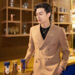 Oabnithi Wiwattanawarang Instagram - โอบได้มีโอกาสมาแสดงความยินดี ในงานฉลองครบรอบ 50 ปี บริษัทพิริยพูล JOURNEY TO THE UNIVERSE งานอบอุ่นและเป็นกันเองมากเลยครับ ซึ่งงานจะจัดถึงวันที่ 25 ก.พ. 67 ณ ลาน Central Court Central World มากันเยอะๆ นะครับ #PIRIYAPUL50th #PIRIYAPUL #พิริยพูล #Tchibo #FriendsOfTchibo #ทชิโบ #oabnithi