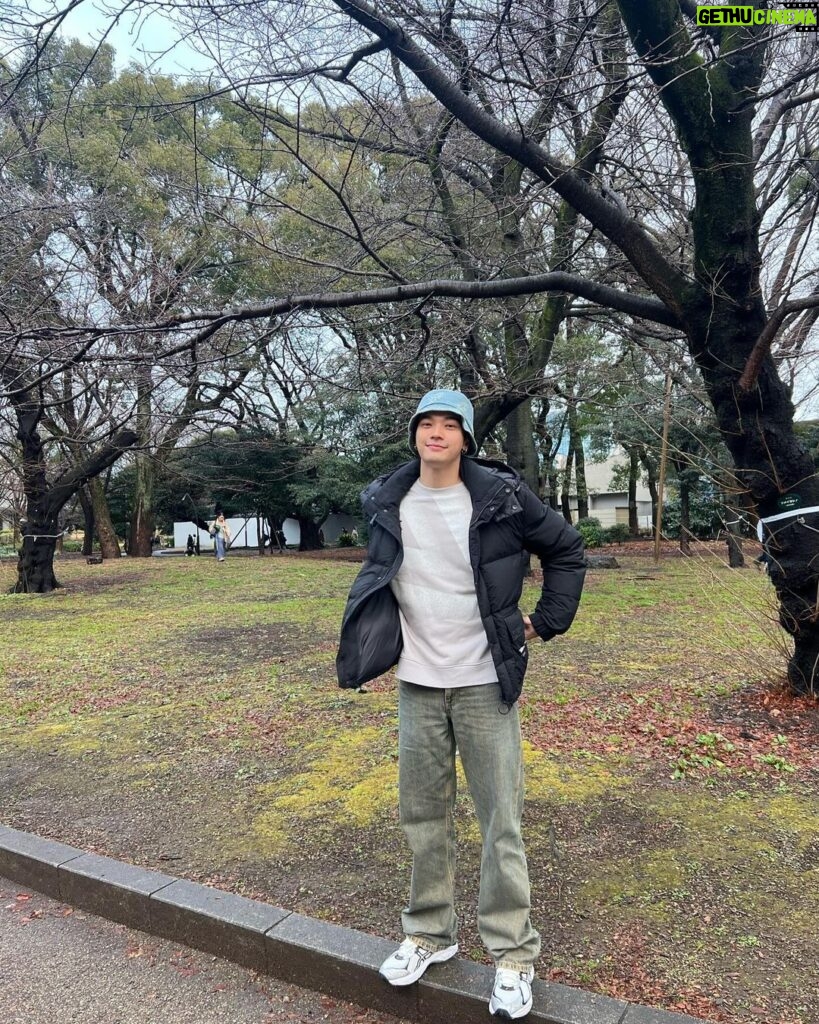 Oabnithi Wiwattanawarang Instagram - Daddy for 8 days 💙 Ueno Park