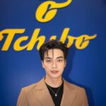 Oabnithi Wiwattanawarang Instagram - โอบได้มีโอกาสมาแสดงความยินดี ในงานฉลองครบรอบ 50 ปี บริษัทพิริยพูล JOURNEY TO THE UNIVERSE งานอบอุ่นและเป็นกันเองมากเลยครับ ซึ่งงานจะจัดถึงวันที่ 25 ก.พ. 67 ณ ลาน Central Court Central World มากันเยอะๆ นะครับ #PIRIYAPUL50th #PIRIYAPUL #พิริยพูล #Tchibo #FriendsOfTchibo #ทชิโบ #oabnithi