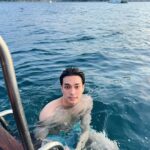 Oabnithi Wiwattanawarang Instagram - ก่อนจบปีนี้ 💙